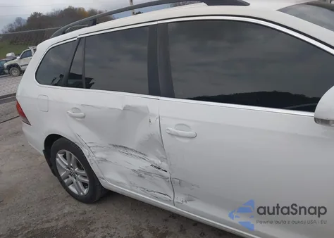 2014 Volkswagen Jetta Sportwagen 2.0L Tdi z USA, uszkodzony, nr VIN 3VWPL7AJ8EM609344